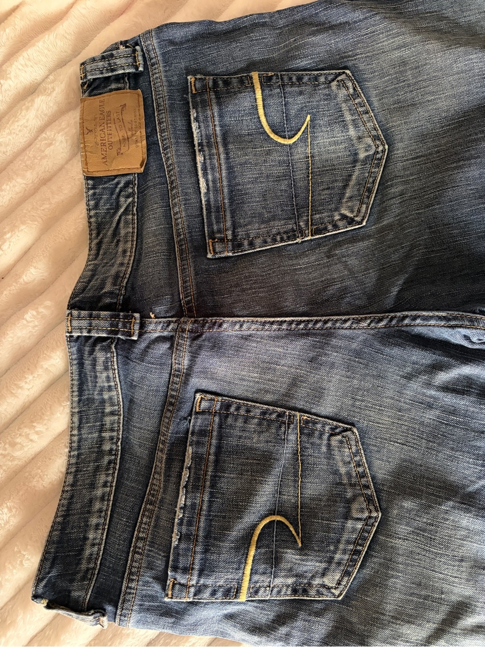 American eagle - Picture 2 of 3